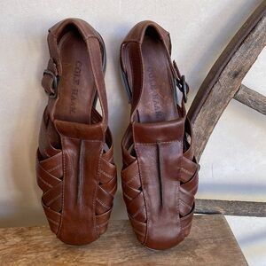 COLE HAAN Vtg Brown Woven Leather T-Strap Strap Buckle Vibram Soles Womans 8 NEW